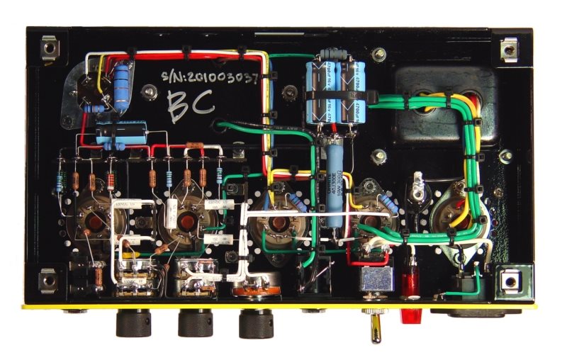 BC-Audio_Amplifier-No-8_img50_guts.jpg